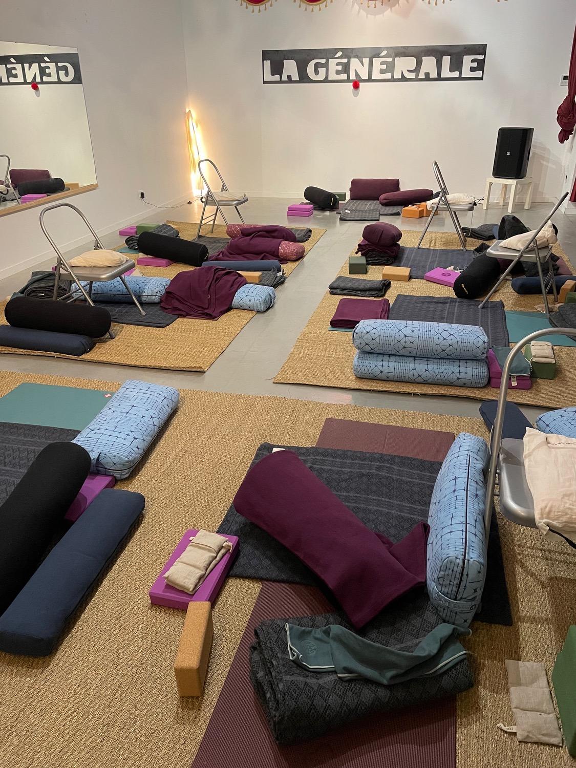 Yoga Restauratif en petit groupe ☀️